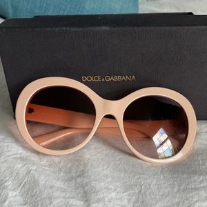 DOLCE&GABBANA Sunglasses! Perfect condition
